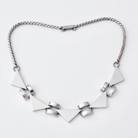 Vintage Silver Tone Triangle Link Necklace Geometric Modernist 15” - Picture 2 of 5